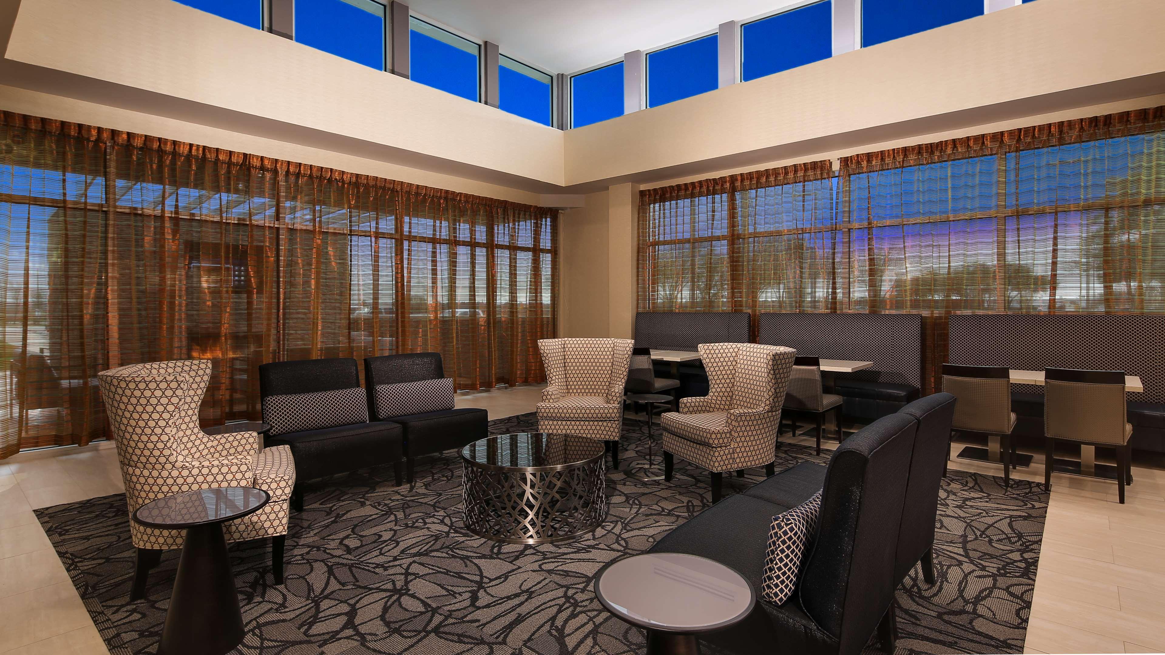 Western Executive Residency Hotel 3*