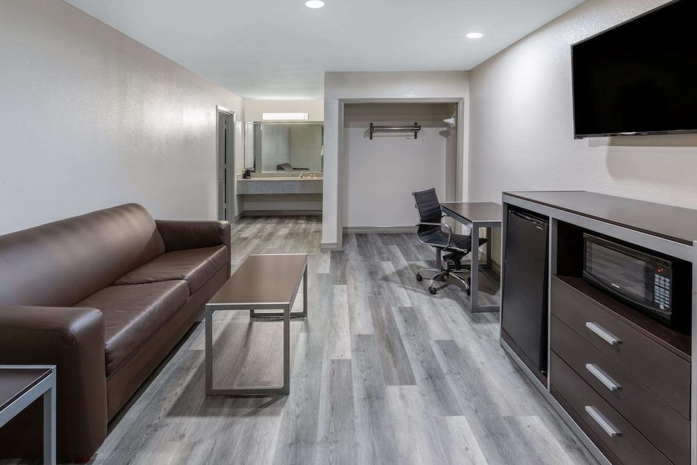 Western Executive Residency 3*