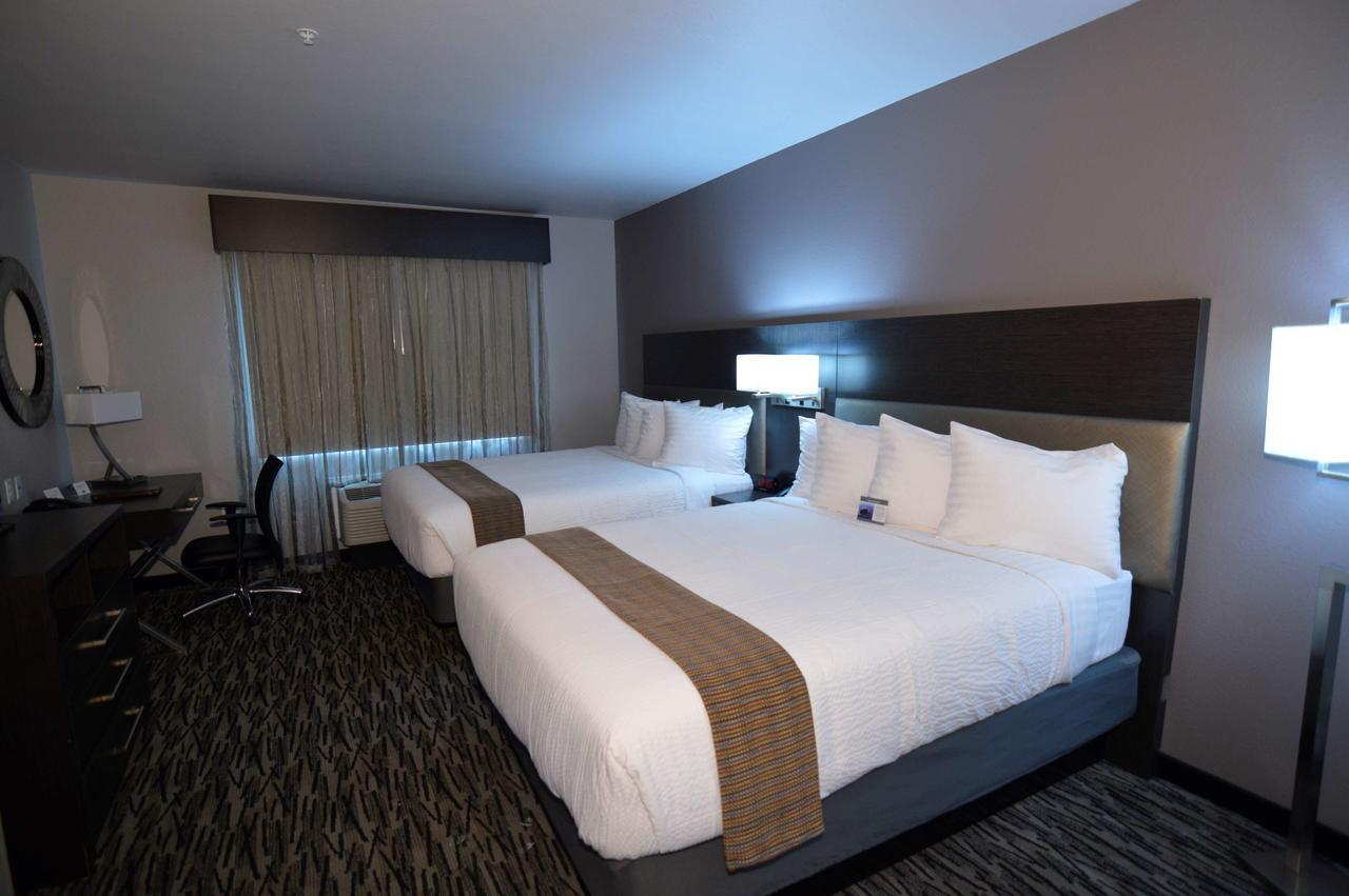 Western Executive Residency Baytown